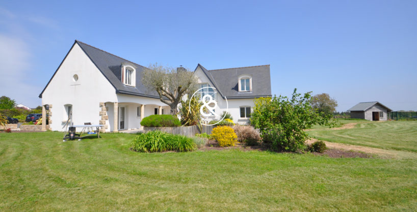 maison-a-vendre-yffiniac-jardin-1-exterieur-Saint-Brieuc-garage-jardin