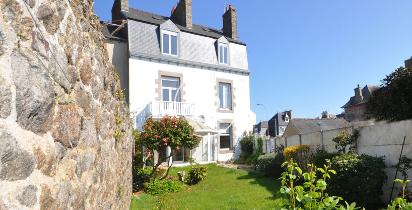 SAINT-BRIEUC, SAINT-MICHEL BELLE MAISON BOURGEOISE JARDIN SUD | Réf : 202015