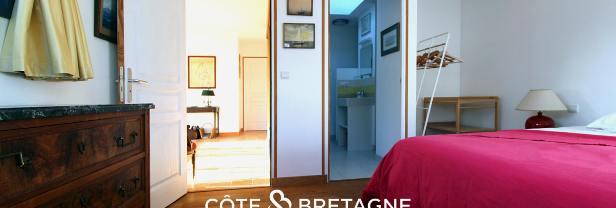 Acheter à Carantec demeure familiale proche plages Chambre