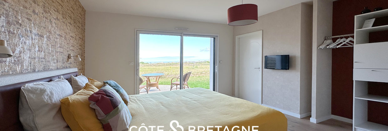 AcheteAcheter à Santec Maison contemporaine avec vue mer et piscine chambre