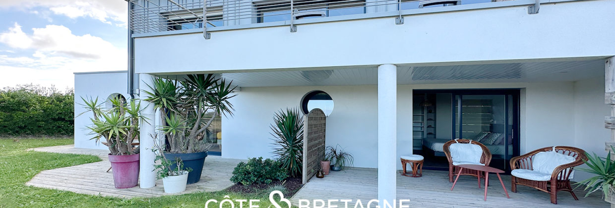 Acheter à Santec Maison contemporaine avec vue mer et piscine terrasse chambre
