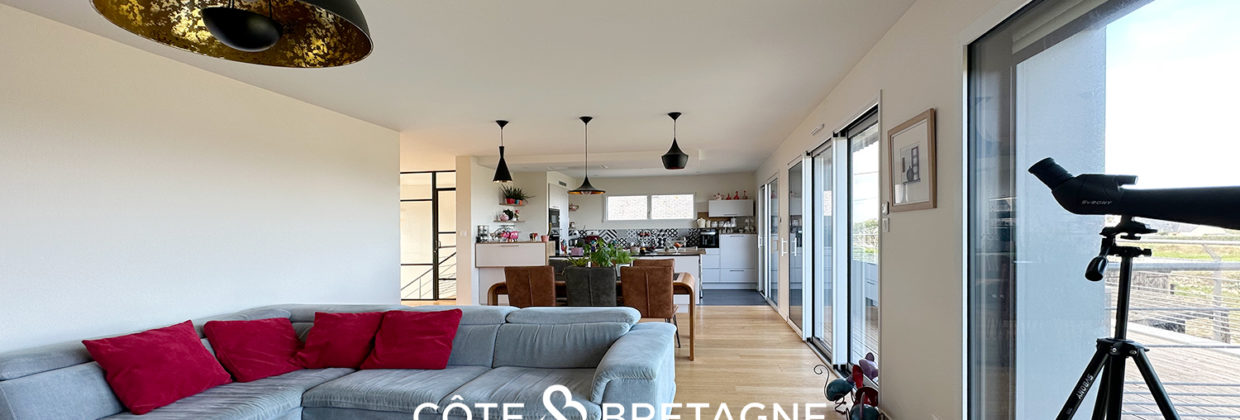 Maison contemporaine avec vue mer et piscine salon 4
