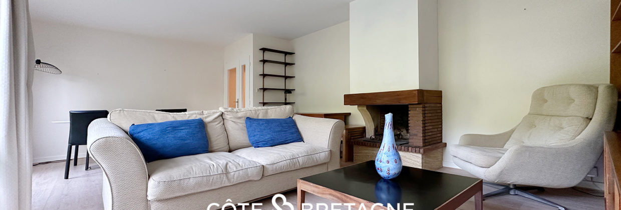 Acheter à Arradon Appartement de type T3 avec Jardin salon2.jpg