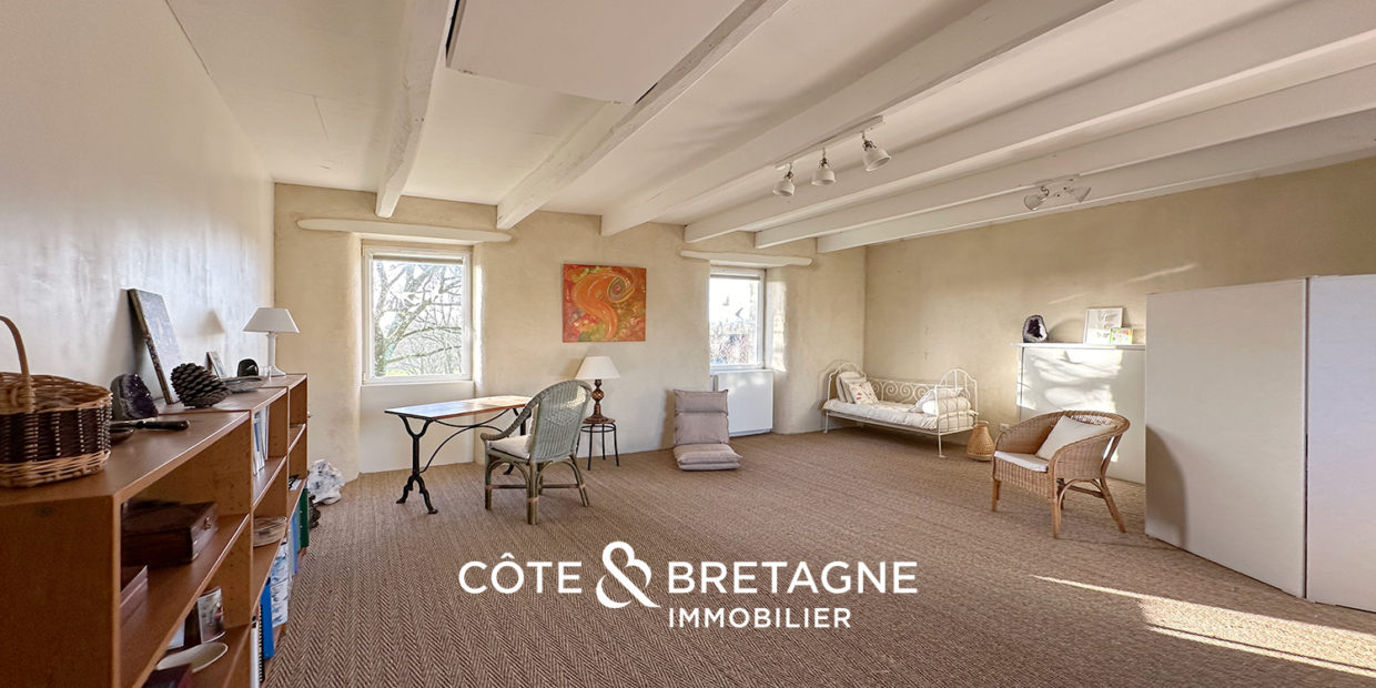 Acheter à Sulniac longère avec rénovation énérgétique Salle de jeux