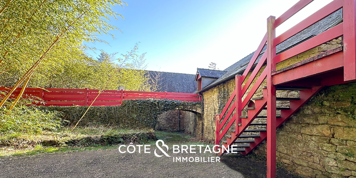 Le Faouët Morbihan Propriété en pierre de la fin du XIXe 1