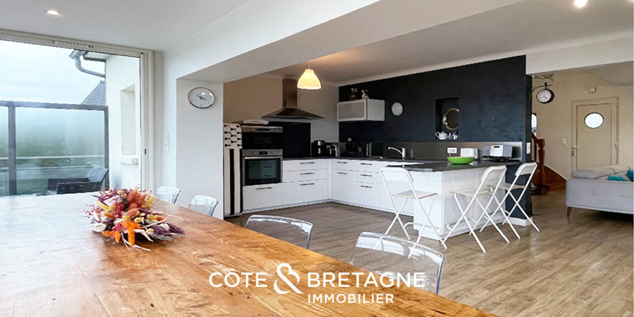 maison-vue-mer-bretagne-immobilier-plouguiel-11