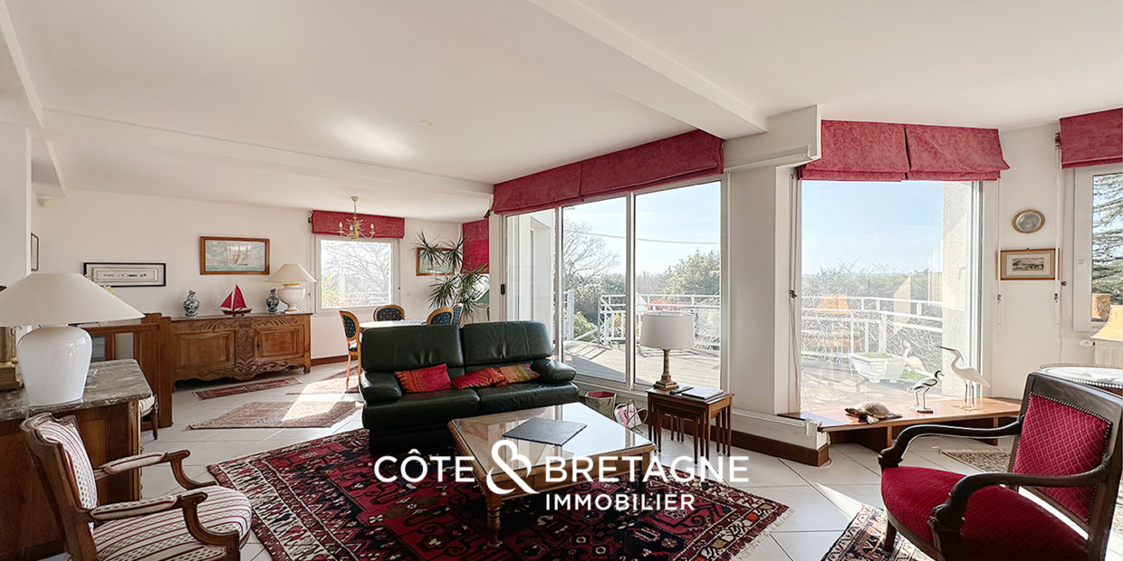 Maison familiale à Séné Golfe du Morbihan pièce de vie