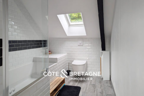 maison-en-pierre-propriete-bretagne-saint-caradec-10