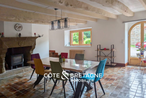 maison-en-pierre-propriete-bretagne-saint-caradec-12