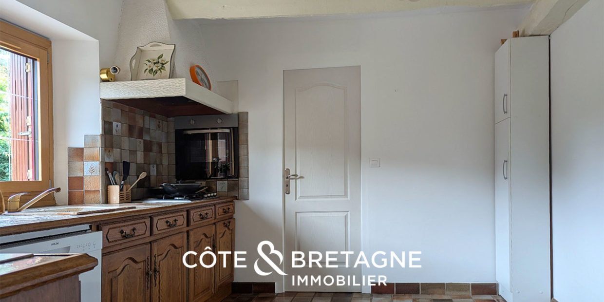 maison-en-pierre-propriete-bretagne-saint-caradec-13