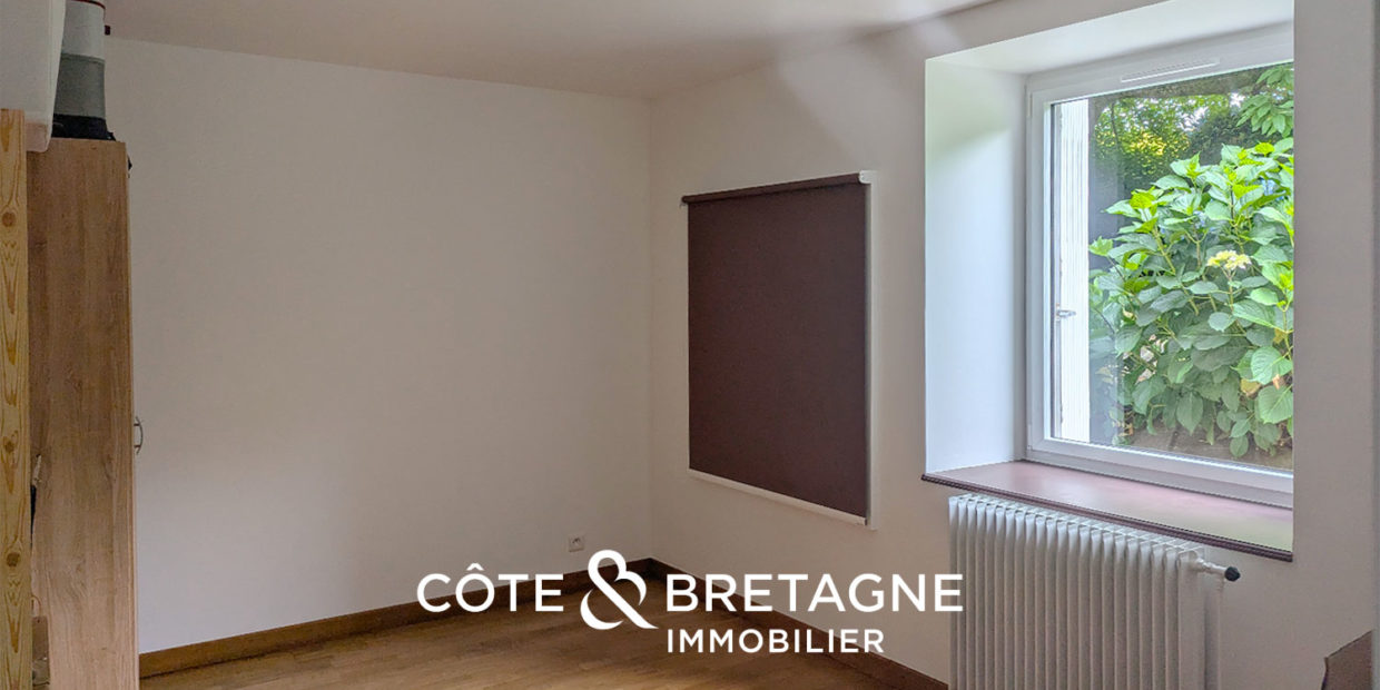 maison-en-pierre-propriete-bretagne-saint-caradec-14