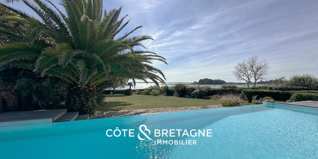 Séné Morbihan Maison villa  piscine et vue mer imprenable