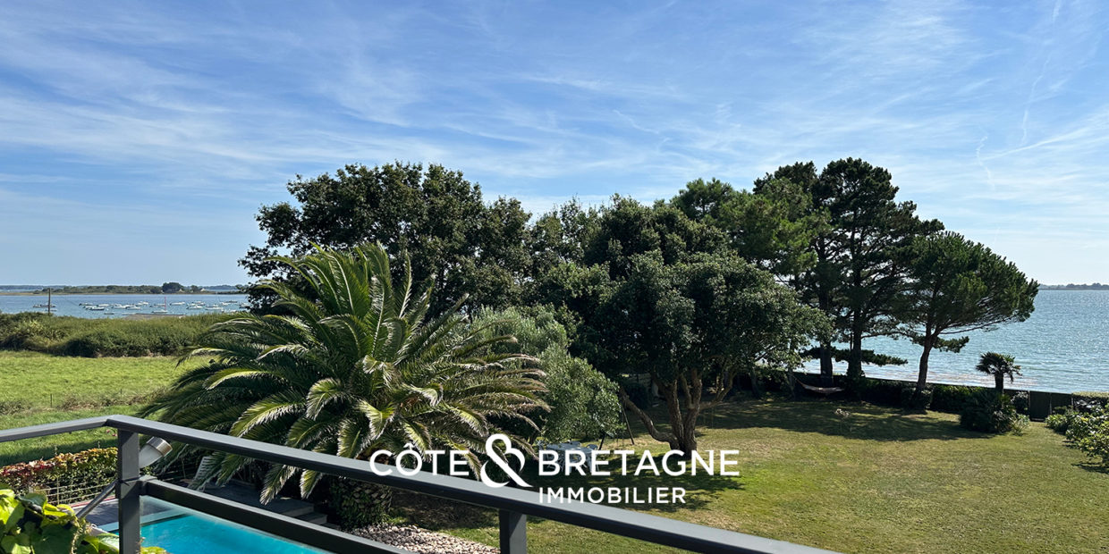Séné Morbihan Maison villa  piscine et vue mer imprenable