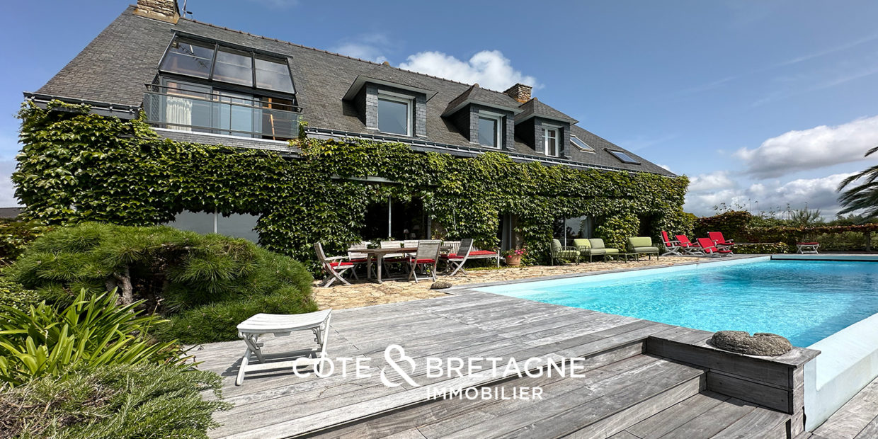 Séné Morbihan Maison villa  piscine et vue mer imprenable