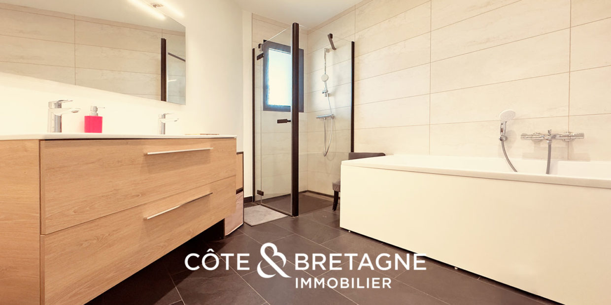 maison-contemporaine-luxe-prestige-vue-mer-plerin