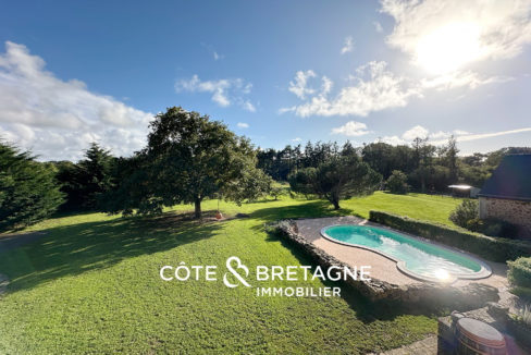 Maison en pierre avec piscine à Muzillac dans le Morbihan 4