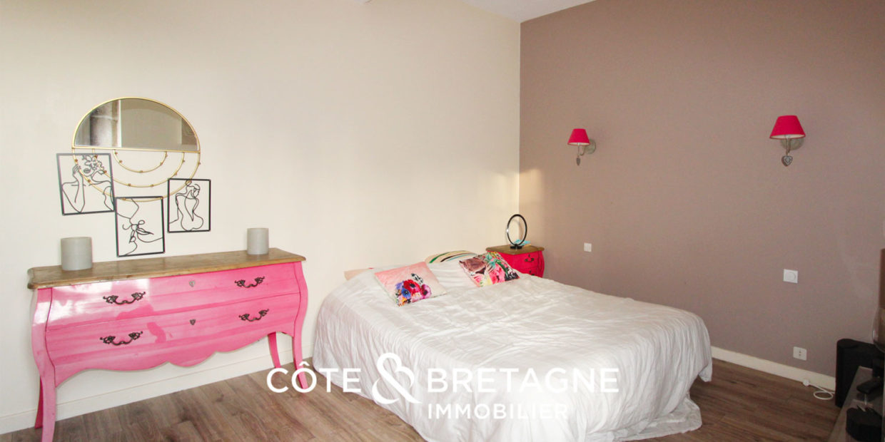 maison-en-pierre-moncontour-bretagne-1