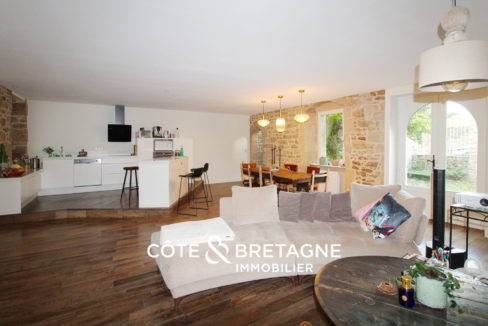 maison-en-pierre-moncontour-bretagne-10