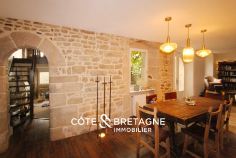 maison-en-pierre-moncontour-bretagne-7