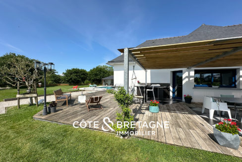 Maison avec piscine Ambon 11