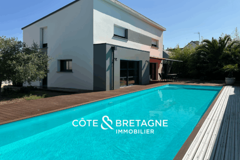 Maison familiale avec piscine à Vannes