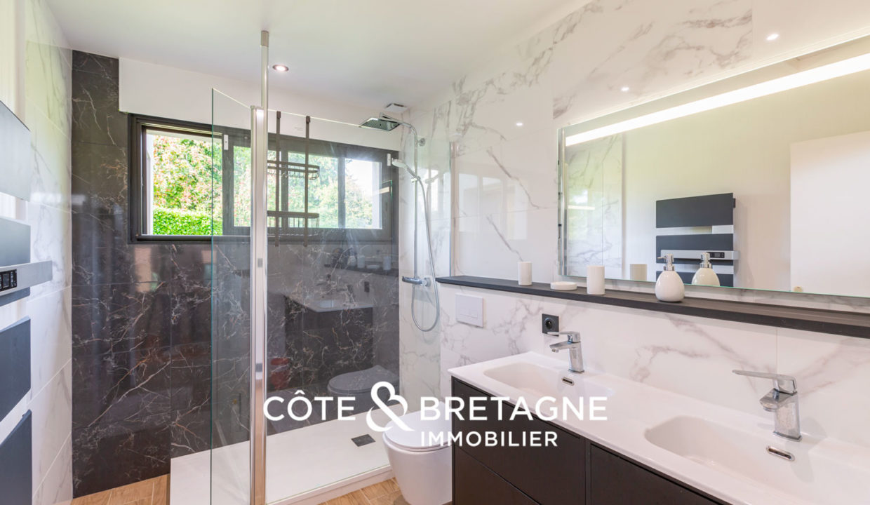 acheter-maison-contemporaine-piscine-jardin-garage-pledran-plaintel-27