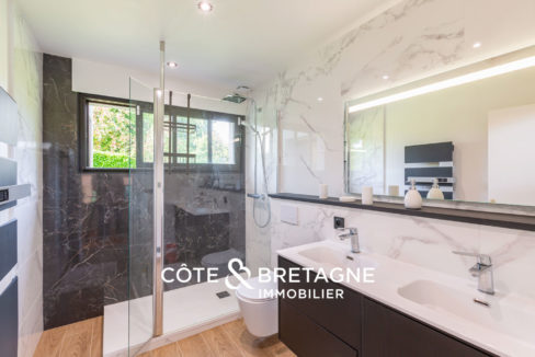 acheter-maison-contemporaine-piscine-jardin-garage-pledran-plaintel-27