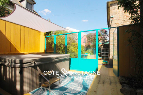 maison-a-combourg-avec-jardin
