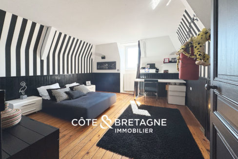 maison-bourgeoise-guingamp-jardin-garage-six chambres