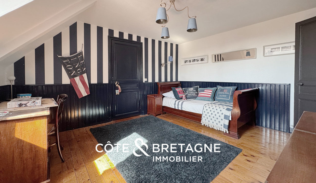 maison-bourgeoise-guingamp-jardin-garage-six chambres