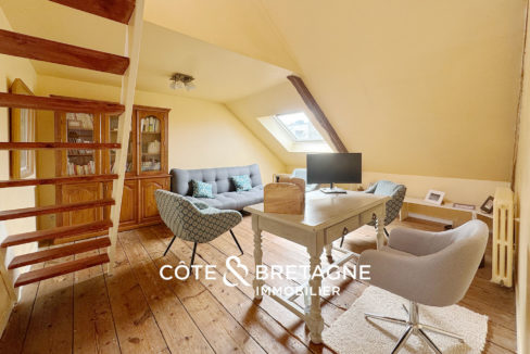 Maison-Saint-Brieuc-Saint-Michel-bourgeoise-jardin-garage-7