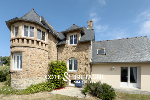 maison-bord-de-mer-tregastel-facade-4.jpg