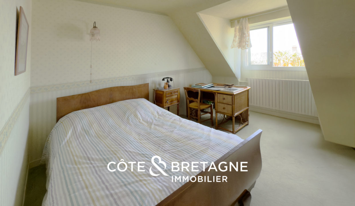 maison-familiale-perros-guirec-vue-mer-chambre1