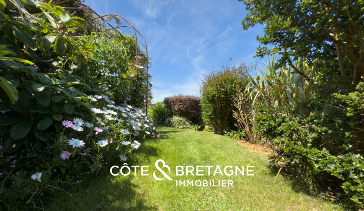 maison-familiale-perros-guirec-vue-mer-jardin-jpg