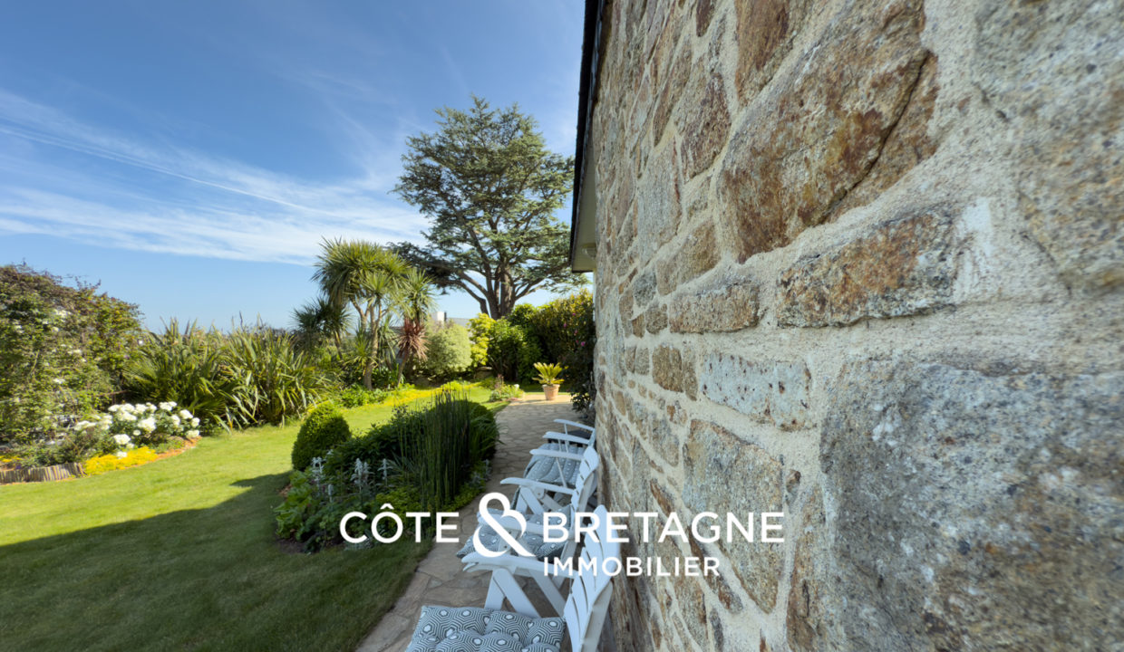 maison-familiale-perros-guirec-vue-mer-jardin-pierre