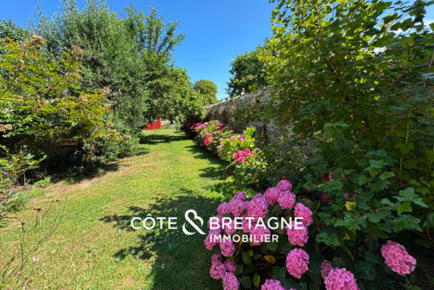 Maison.-Bourgeoise-Saint-Brieuc-gare-jardin-2