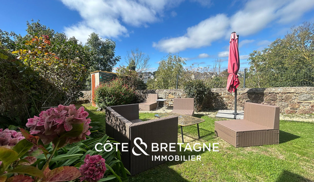maison-bourgeoise-saint-brieuc-saint-michel-cinq-chambres-jardin-pierres-2