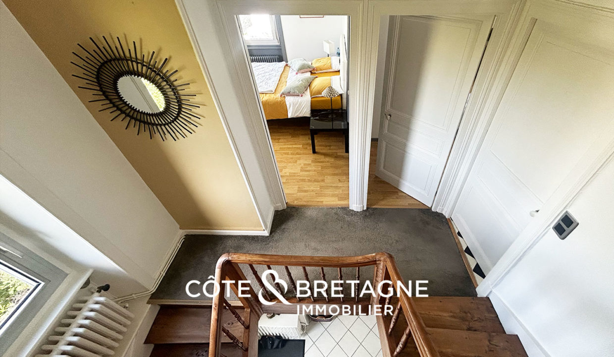 maison-bourgeoise-saint-brieuc-saint-michel-cinq-chambres-jardin-pierres-6