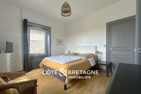 maison-bourgeoise-saint-brieuc-saint-michel-cinq-chambres-jardin-pierres-9
