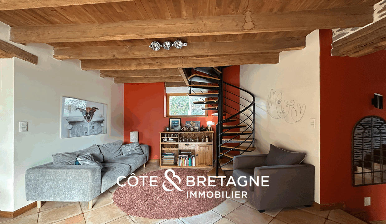 Longère en pierre à Malestroit dans le Morbihan 2