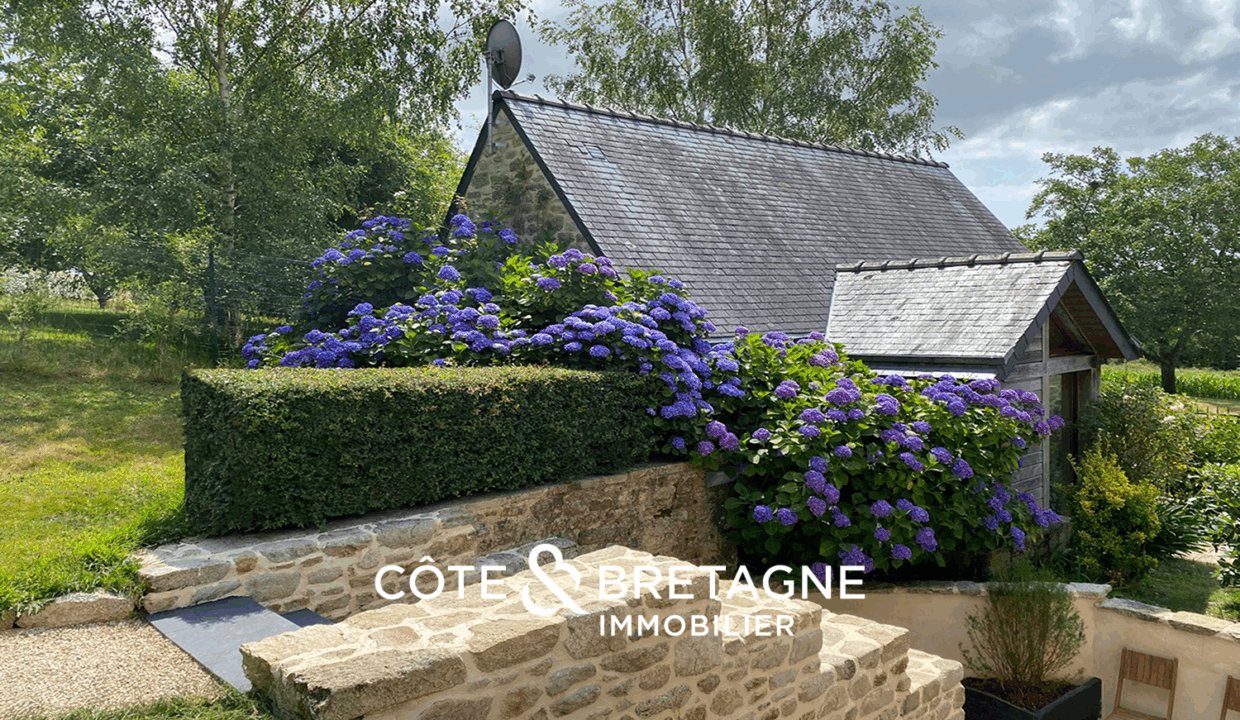 Maison en pierre avec piscine à Guidel dans le Morbihan 15