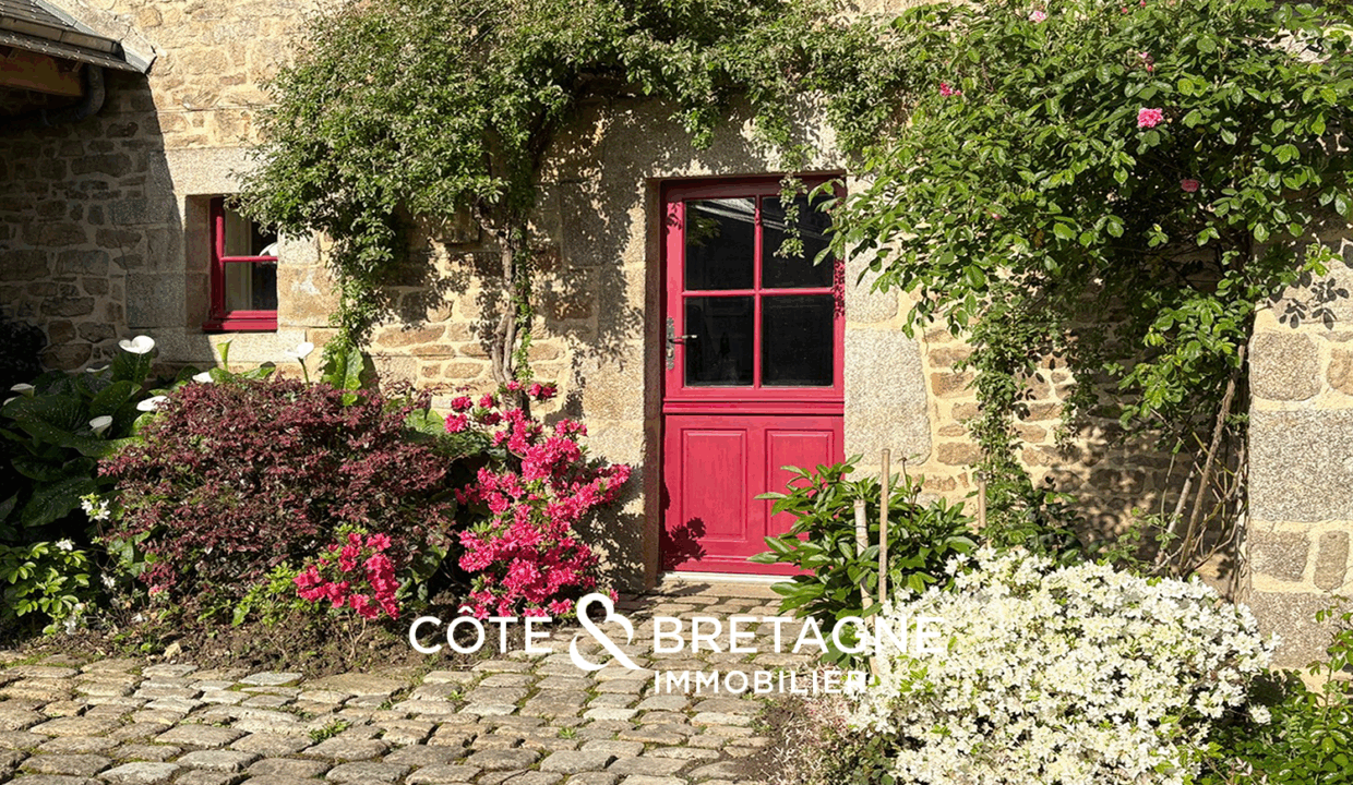 Maison en pierre avec piscine à Guidel dans le Morbihan 17