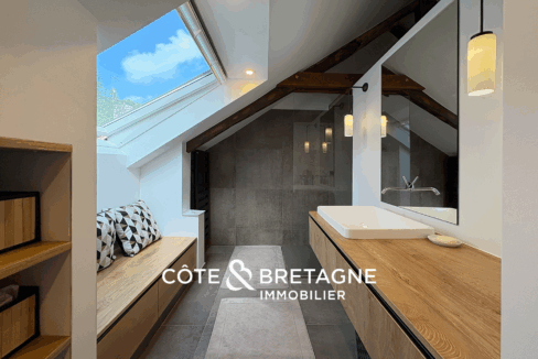 Maison en pierre avec piscine à Guidel dans le Morbihan 21