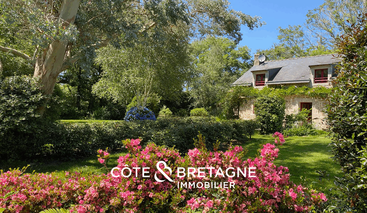 Maison en pierre avec piscine à Guidel dans le Morbihan 5