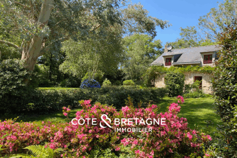 Maison en pierre avec piscine à Guidel dans le Morbihan 5