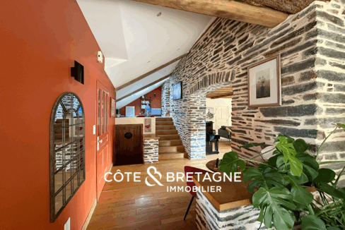 Maison en pierre avec piscine à Malestroit dans le Morbihan 2