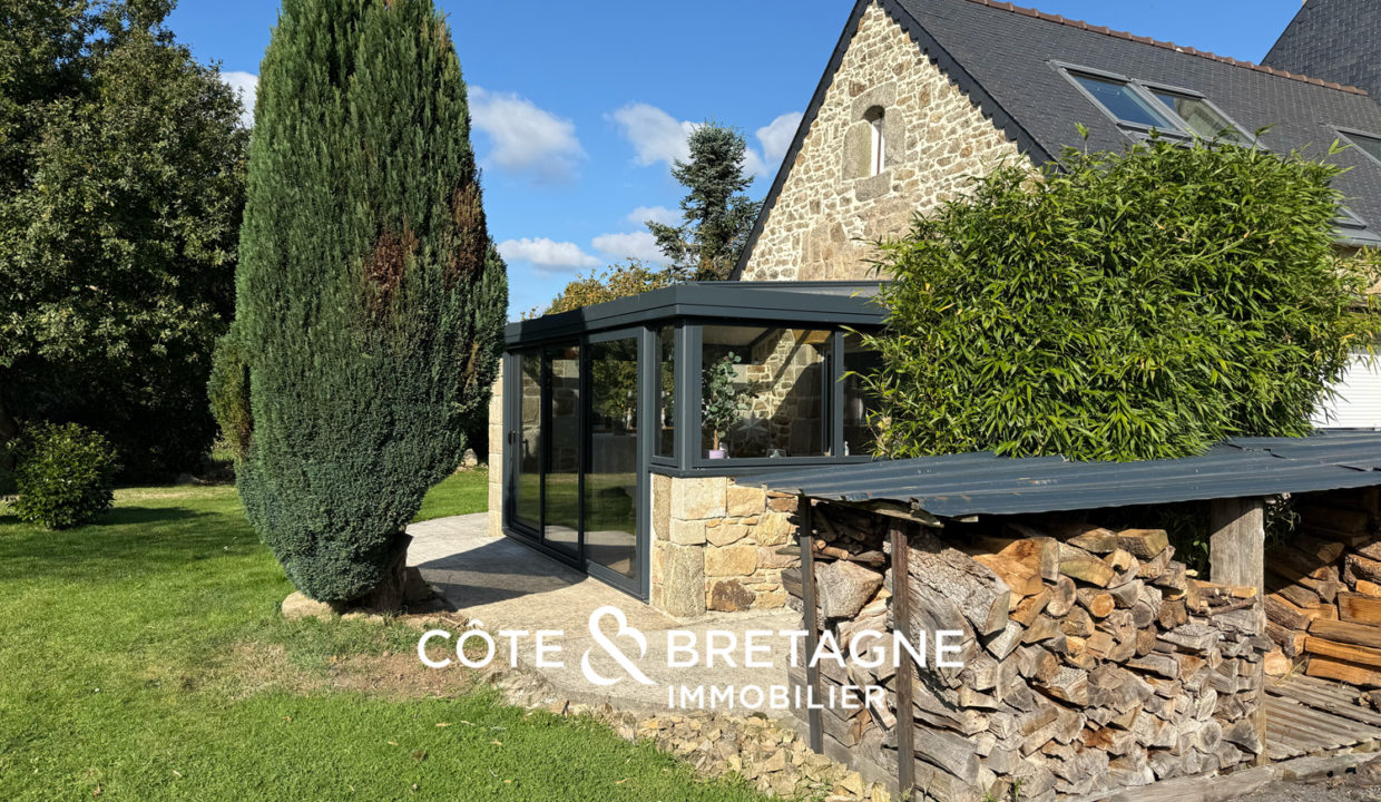 maison-bretagne-pluzunet-facade-3