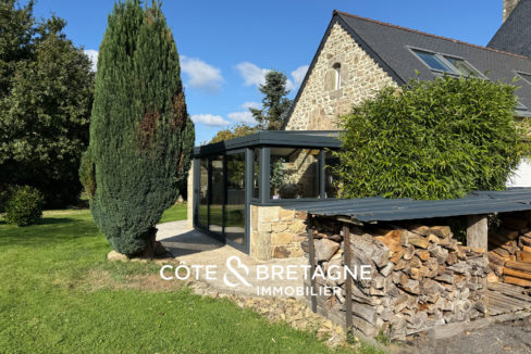 maison-bretagne-pluzunet-facade-3