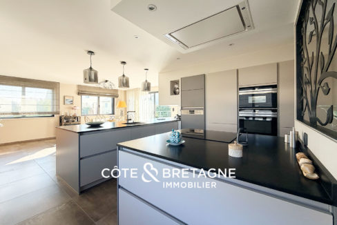 Maison-Lamballe-Rénové-jardin-Garage-2