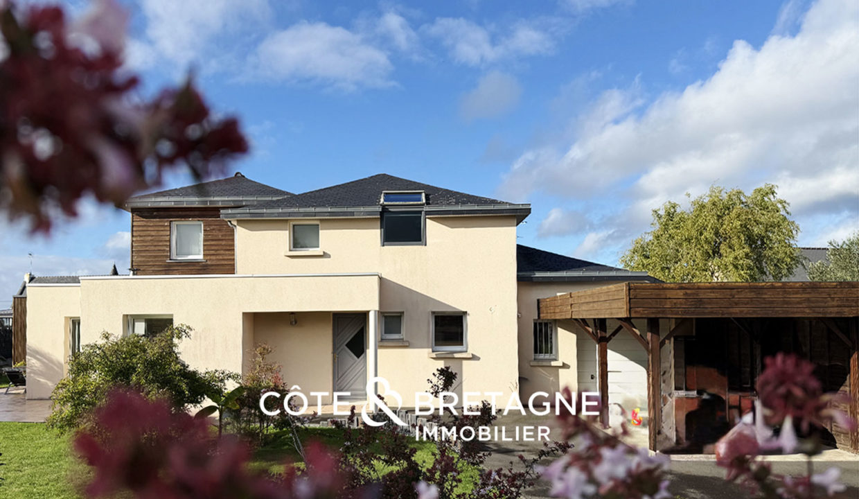 Maison-architecte-lumineuse-pordic-jardin-moderne